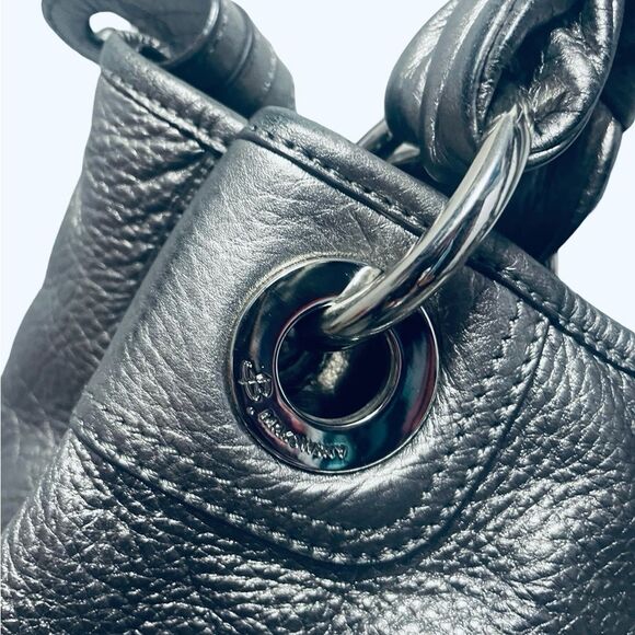 B. Makowsky Silver Shoulder Bag with Metallic Sheen - Picture 6 of 9